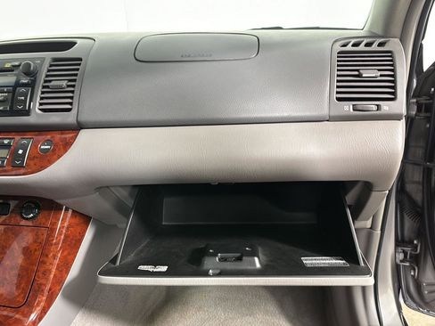 Used 2006 Toyota Camry XLE FWD image 24