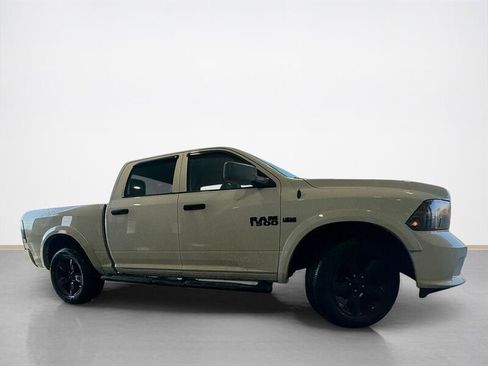 Used 2016 RAM 1500 Express image 2