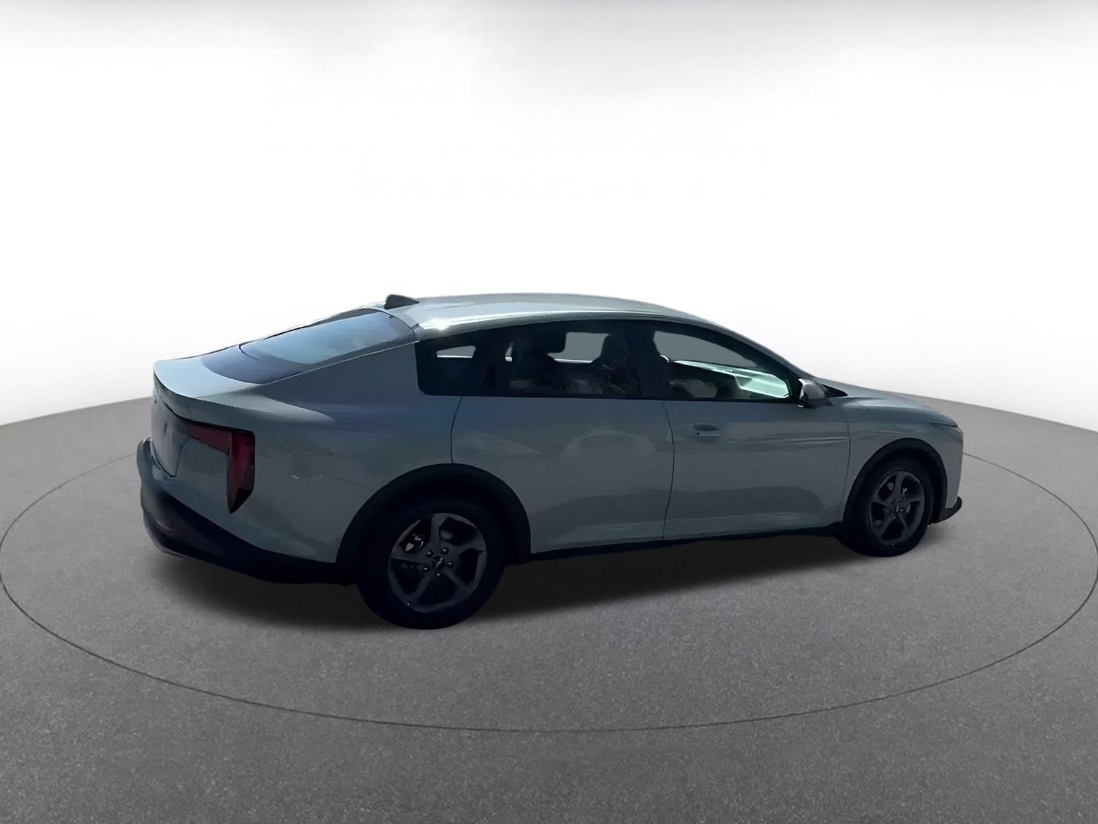 Used 2025 Kia K4 FWD image 6