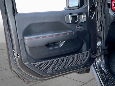 Used 2023 Jeep Gladiator Rubicon w/ Cold Weather Group AWD/4WD image 21