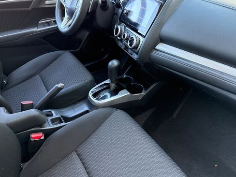 Used 2018 Honda Fit EX image 30