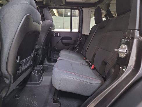 New 2026 Jeep Wrangler Unlimited Rubicon image 24