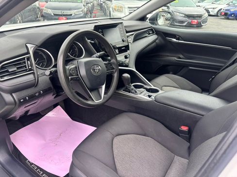 Used 2021 Toyota Camry LE FWD image 15