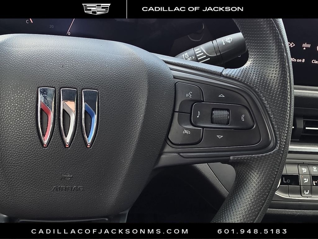 Used 2025 Buick Envista Preferred FWD image 18