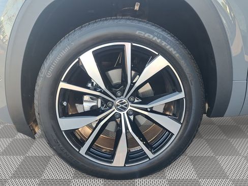 New 2025 Volkswagen Atlas Cross Sport SEL Premium R-Line image 10