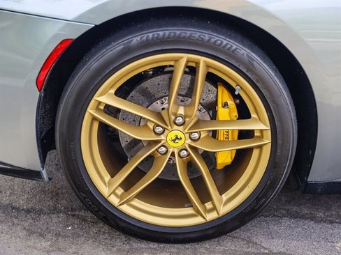 Used 2017 Ferrari GTC4Lusso AWD/4WD image 10