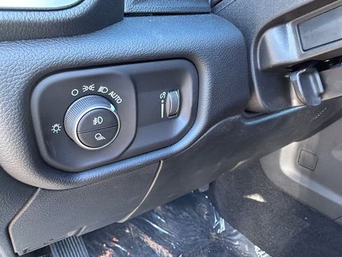 New 2026 RAM 3500 Big Horn AWD/4WD image 20