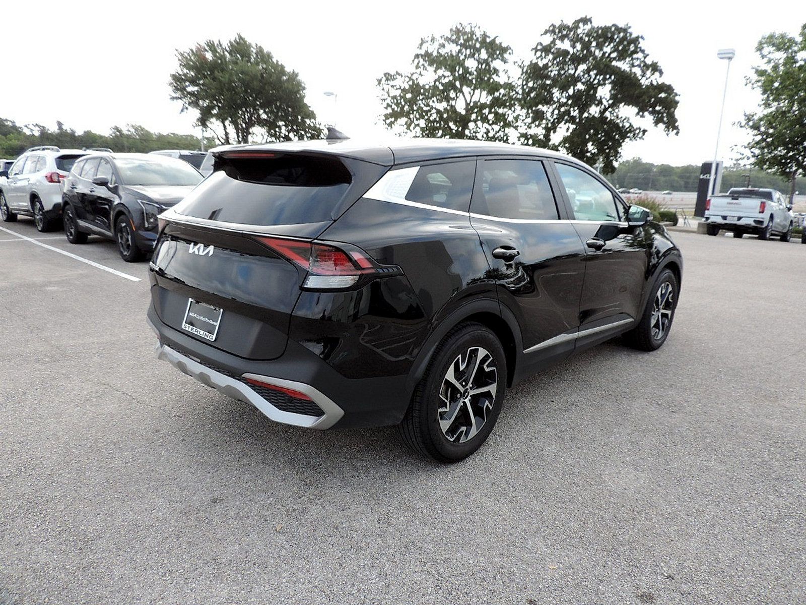 Used 2023 Kia Sportage EX FWD image 5