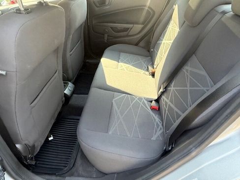 Used 2015 Ford Fiesta S image 21