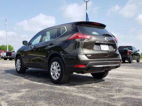 Used 2017 Nissan Rogue S AWD/4WD image 5