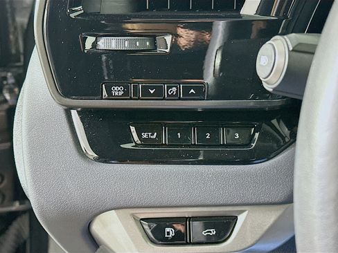 Used 2023 Lexus RX 350 Premium image 17