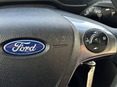 Used 2021 Ford Transit Connect XLT image 29