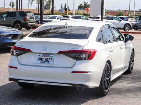 Used 2024 Honda Civic Sport image 11