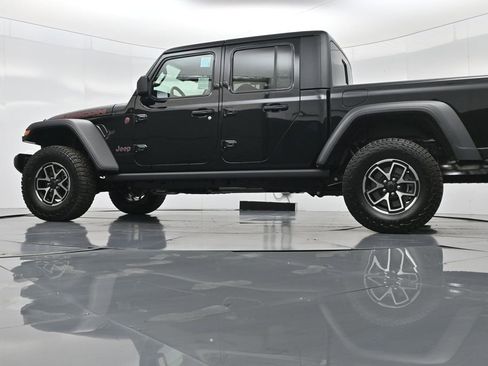 New 2025 Jeep Gladiator Rubicon w/ Convenience Group image 53