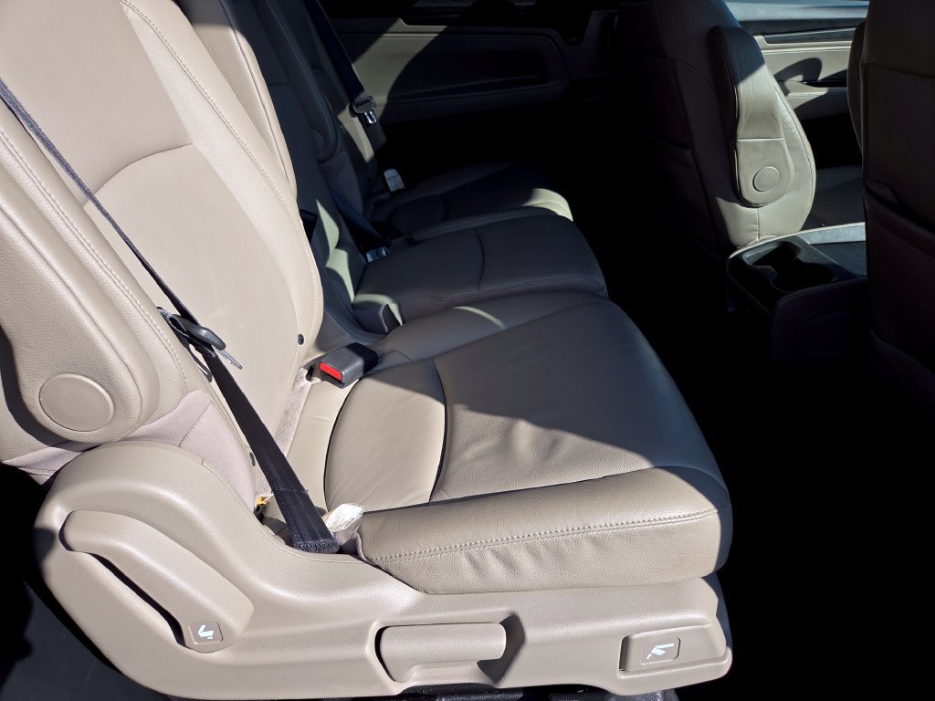 Certified 2018 Honda Odyssey EX-L image 29