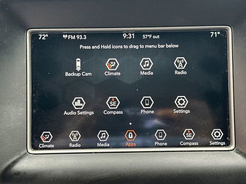 Used 2019 Jeep Grand Cherokee Laredo AWD/4WD image 30