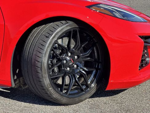 Used 2024 Chevrolet Corvette Z06 image 12