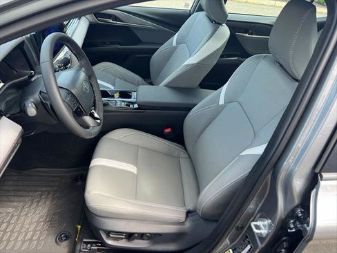 Certified 2026 Toyota Camry SE w/ Convenience Package FWD image 13