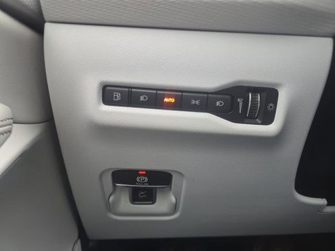 New 2026 Jeep Cherokee Laredo image 11