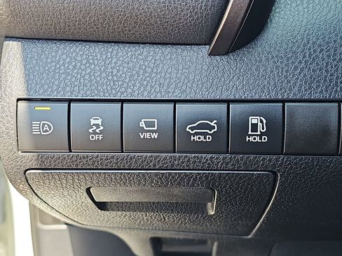 Used 2023 Toyota Camry XSE image 27