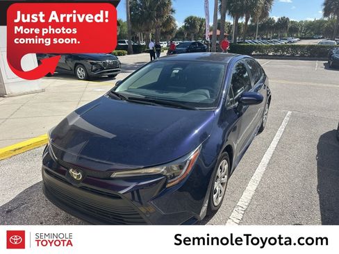 Used 2023 Toyota Corolla LE image 1