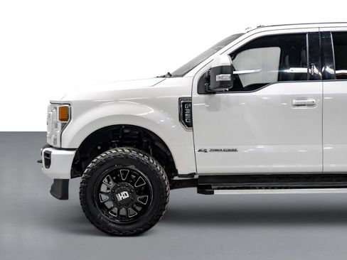Used 2022 Ford F350 Lariat w/ Lariat Value Package AWD/4WD image 11