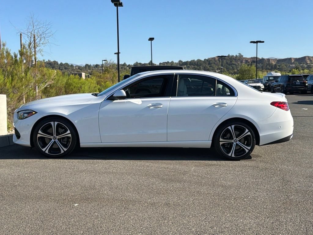 Used 2024 Mercedes-Benz C 300 Sedan image 13