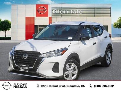 Certified 2025 Nissan Kicks Play S