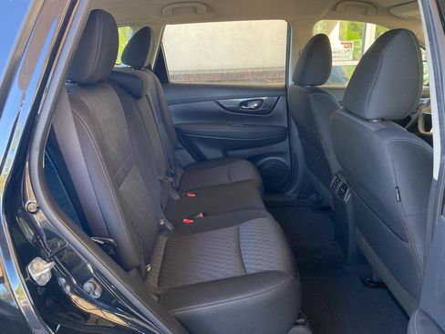 Used 2018 Nissan Rogue S FWD image 28