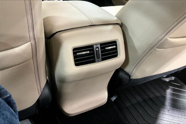 Used 2017 Honda Accord Touring image 10