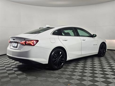 Used 2023 Chevrolet Malibu LT image 7