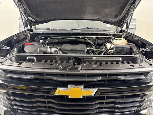 Used 2024 Chevrolet Silverado 2500 Custom w/ Custom Value Package image 31
