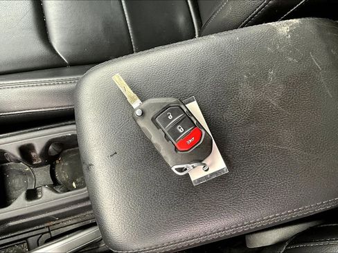 Used 2021 Jeep Wrangler Unlimited Sahara AWD/4WD image 7