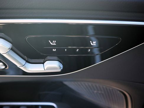 New 2026 Mercedes-Benz C 300 4MATIC Sedan image 19