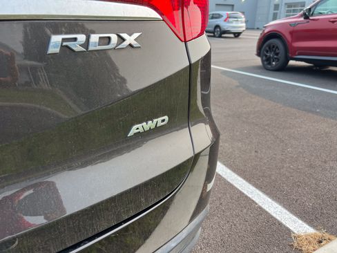 Used 2014 Acura RDX AWD w/ Technology Package image 5