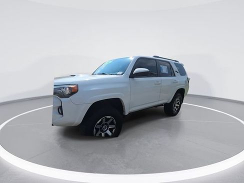 Used 2019 Toyota 4Runner TRD Off-Road AWD/4WD image 4
