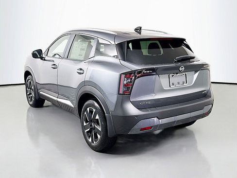 New 2026 Nissan Kicks SV w/ SV Premium Package image 5
