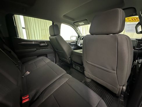 Used 2024 GMC Sierra 1500 Elevation image 23