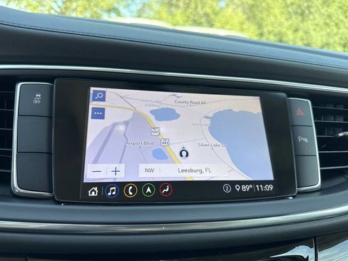 Used 2020 Buick Enclave Essence w/ Sound and Sites Package image 23