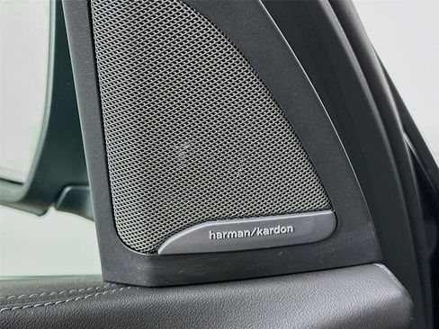 Certified 2023 BMW X7 xDrive40i w/ Premium Package image 19