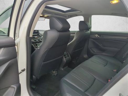 Used 2018 Honda Accord EX-L image 17