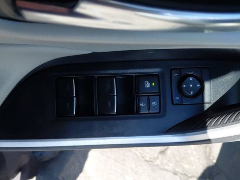 Certified 2022 Toyota RAV4 XLE AWD/4WD image 16