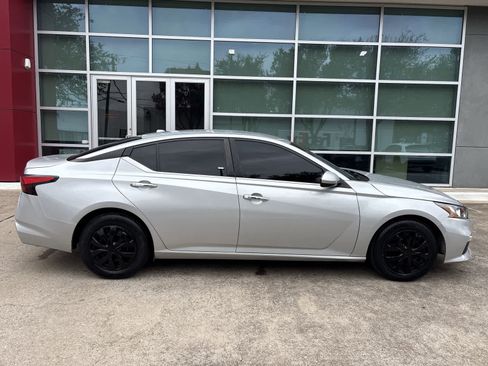 Used 2020 Nissan Altima 2.5 S image 23