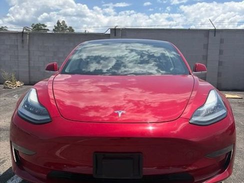 Used 2018 Tesla Model 3 Long Range RWD image 1