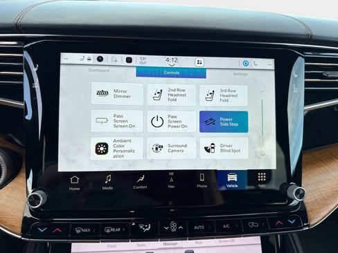 Used 2024 Jeep Grand Wagoneer L Series III image 26