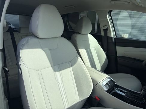 Used 2025 Hyundai Tucson SEL image 16