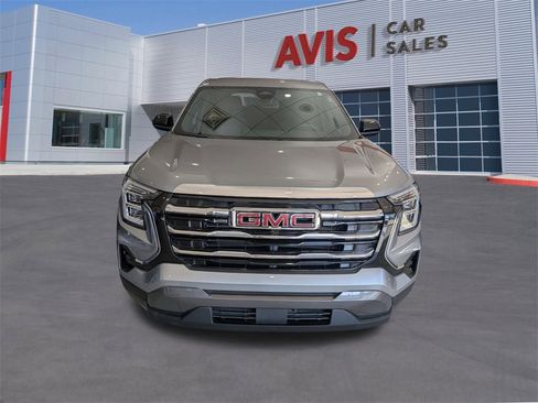 Used 2025 GMC Terrain Elevation image 2