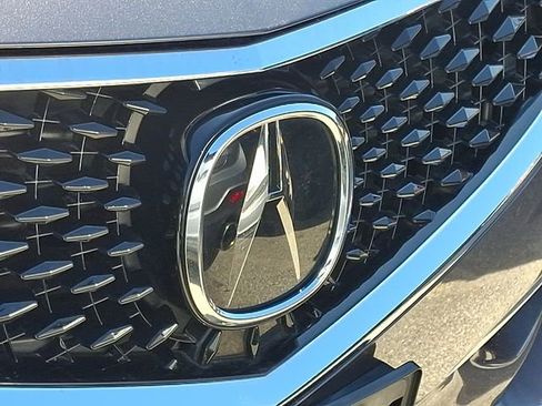 Used 2019 Acura TLX w/ Technology Package image 4