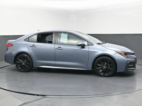 Used 2020 Toyota Corolla SE image 6