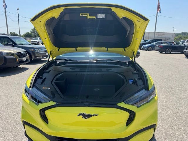 Used 2025 Ford Mustang Mach-E Premium AWD/4WD image 8